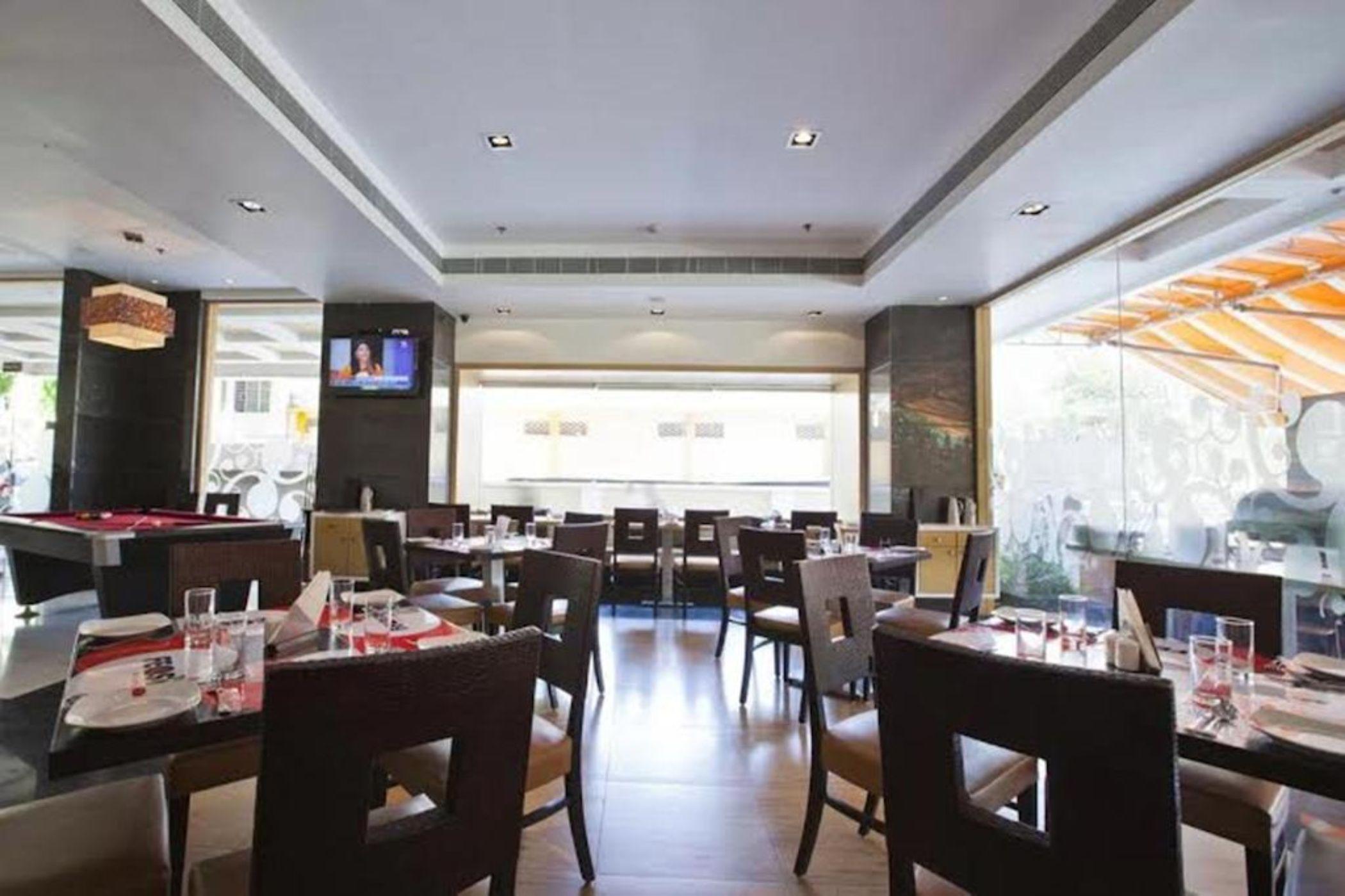 Spree Shivai Hotel Pune Pimpri-Chinchwad Экстерьер фото